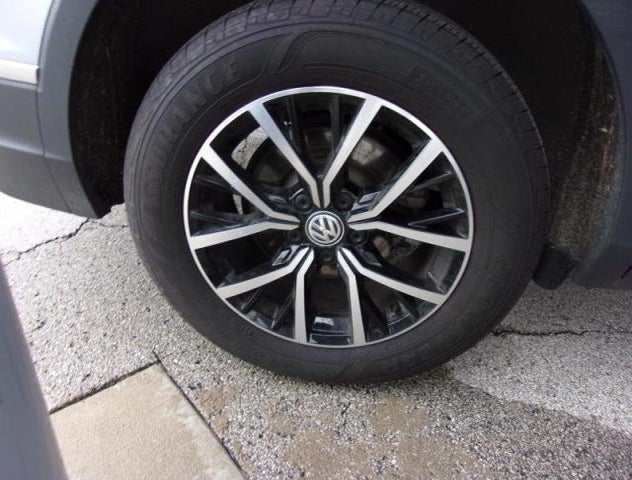 3VV3B7AX2MM100374