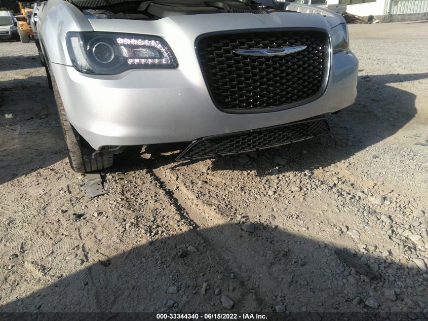 2C3CCAAG9KH758721 2019 Chrysler 300 Touring