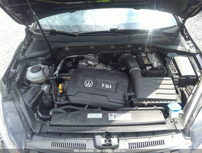 3VW5T7AU0KM013979