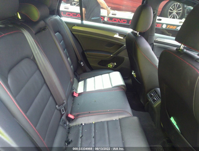 3VW5T7AU0KM013979