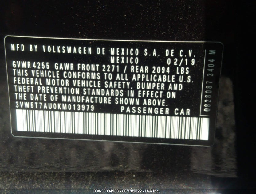 3VW5T7AU0KM013979