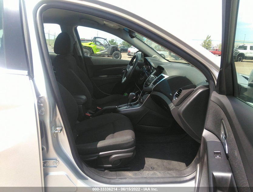 1G1PF5S9XB7299084