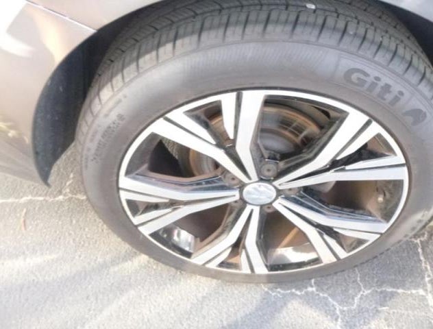 1VWSA7A33MC008120
