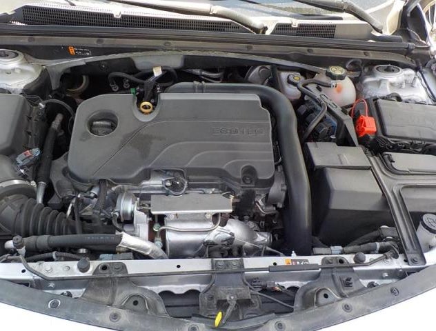 1G1ZD5ST4LF125562