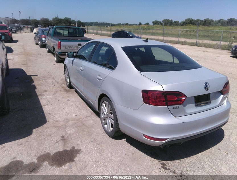 3VW5A7AJ2CM453523