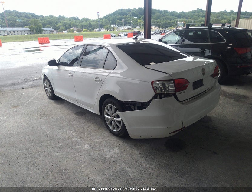 3VWDX7AJ2CM336857