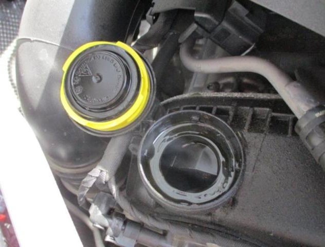 1VWSA7A33MC004651