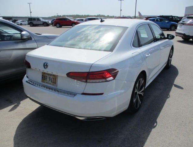 1VWSA7A33MC004651