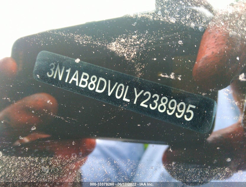 3N1AB8DV0LY238995