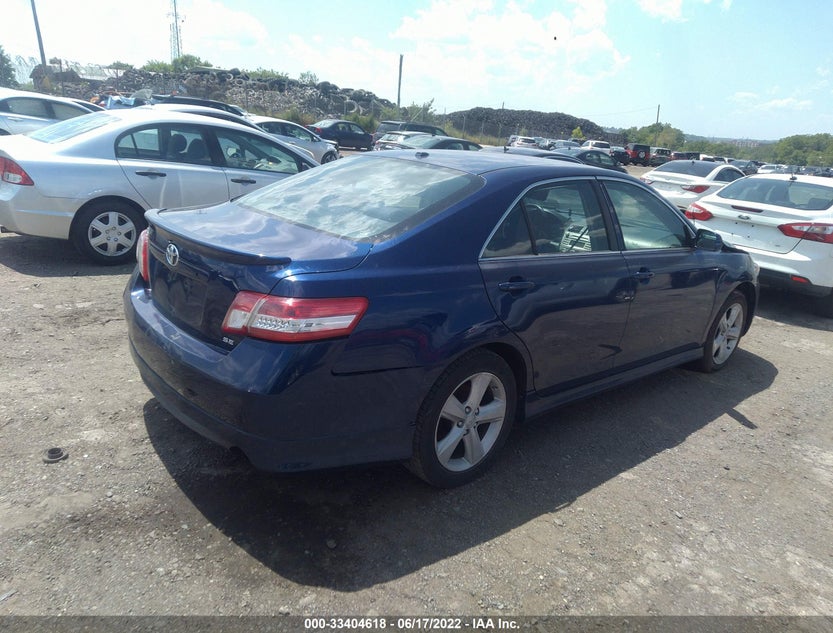 4T1BF3EK3AU562032