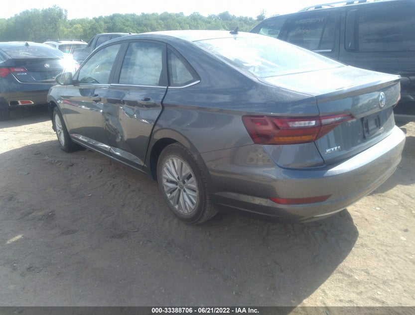 3VWCB7BU7KM202444