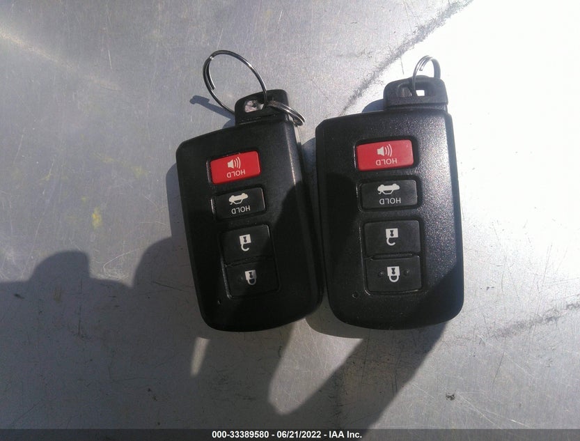 4T4BF1FK2CR216968