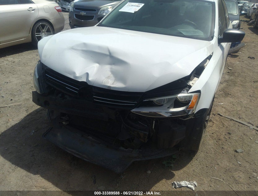 3VW2K7AJ2CM327923