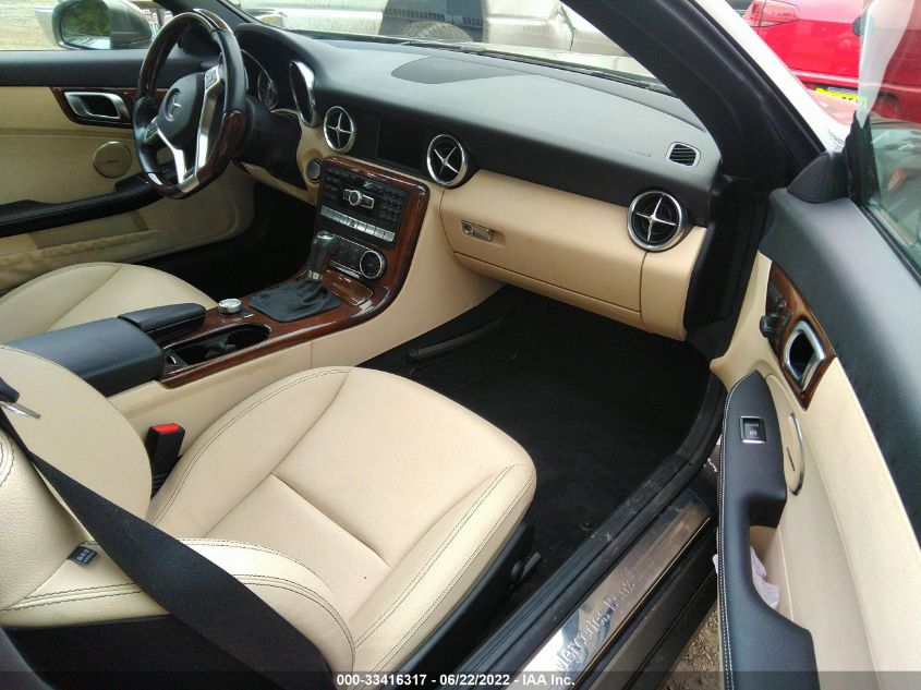 VIN WDDPK4HA3FF103888 2015 Mercedes-Benz SLK-Class,... no.5