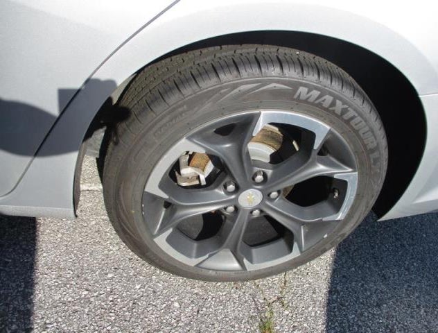 1G1ZD5ST9LF102035