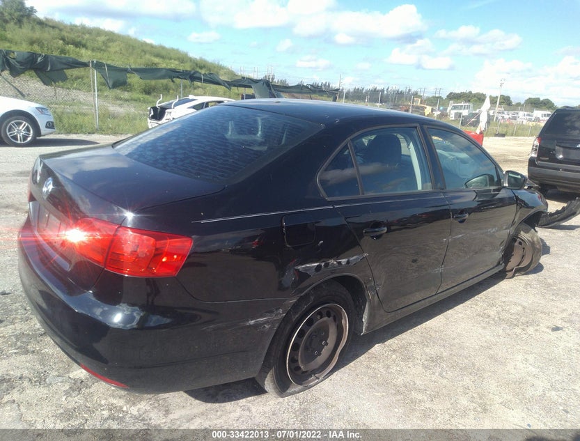 3VW2K7AJ2CM385630