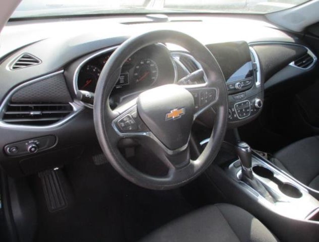 1G1ZD5ST5LF105661