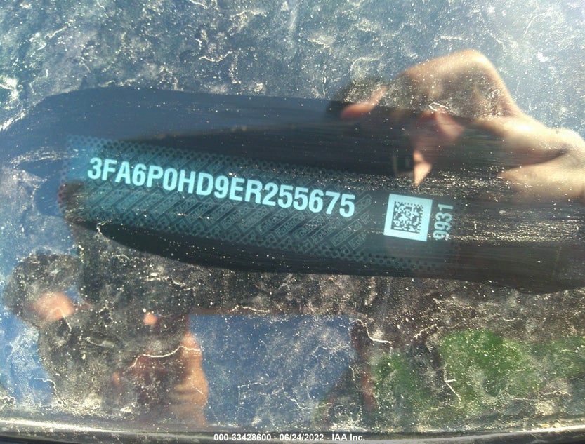 3FA6P0HD9ER255675