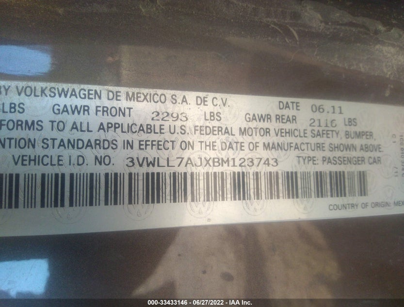 3VWLL7AJXBM123743