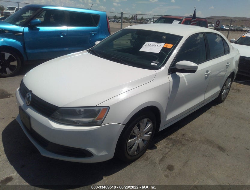 3VWDX7AJ5CM066460
