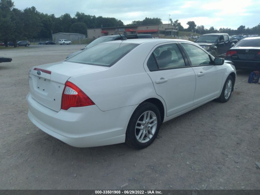 2010 Ford Fusion S VIN: 3FAHP0GA5AR315431 Lot: 33501908