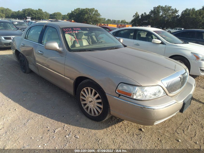 2003 Lincoln Town Car Executive VIN: 1LNHM81W83Y682913 Lot: 33513006