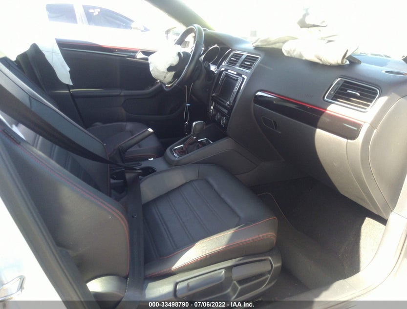 3VW4T7AJXHM415583