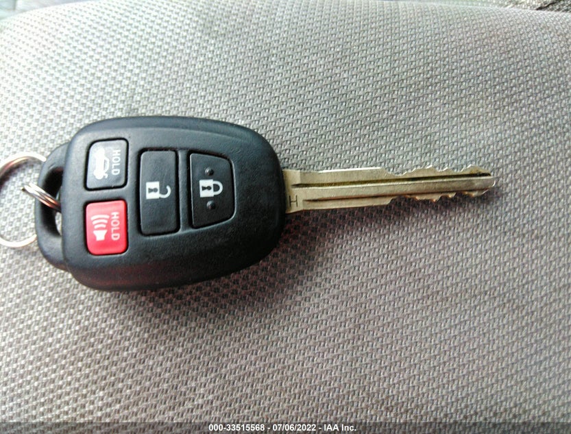2T1BURHE3FC445526