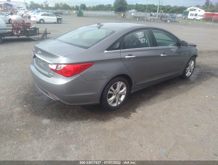 5NPEC4AC9DH579172