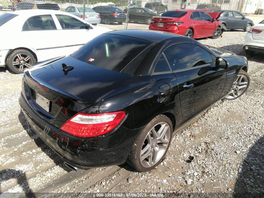 VIN WDDPK4HA5FF104072 2015 Mercedes-Benz SLK-Class,... no.4