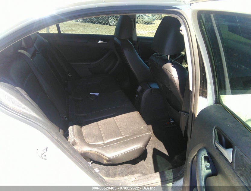 3VWD17AJ8EM423571