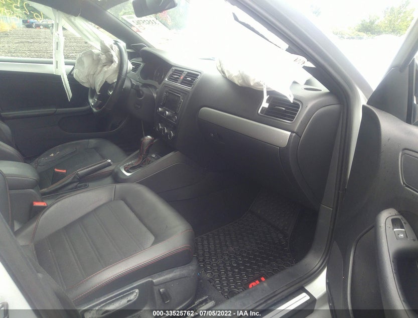 3VW4A7AJ3DM271830