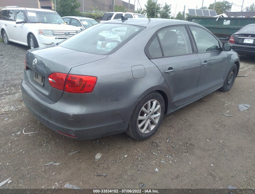 3VW2K7AJ4EM326517