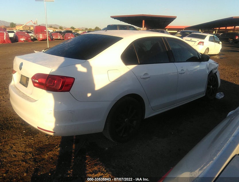 3VW2K7AJ7DM297335