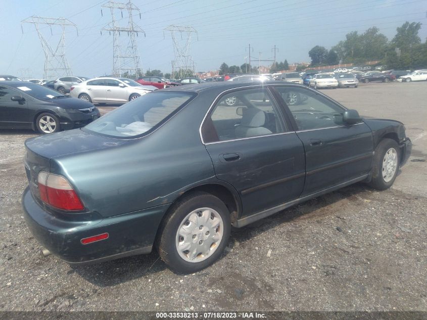 1996 Honda Accord VIN: 1HGCD569XTA271295 Lot: 33538213