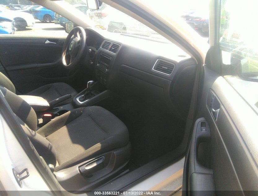 3VW2K7AJ0DM273653