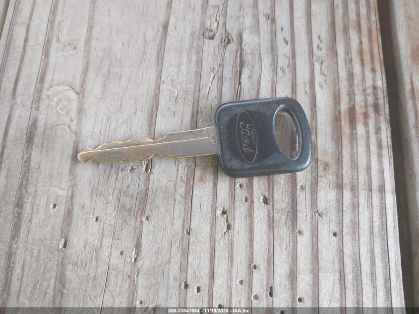 2000 Ford F-150 Work Series/Xlt/Xl VIN: 1FTZF1724YKB23707 Lot: 33547664