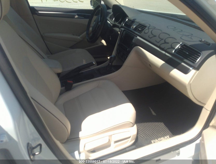 1VWDT7A36HC033019