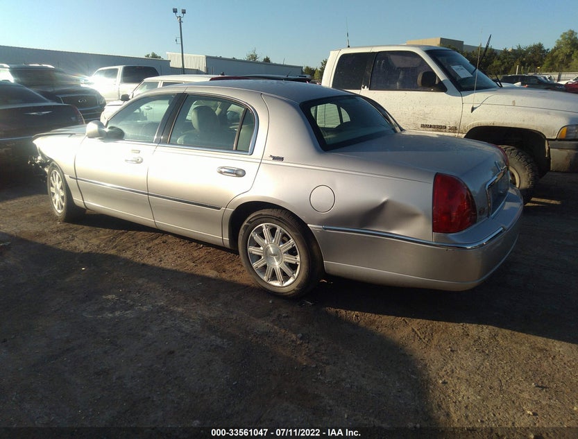 2LNBL8CV9AX601251