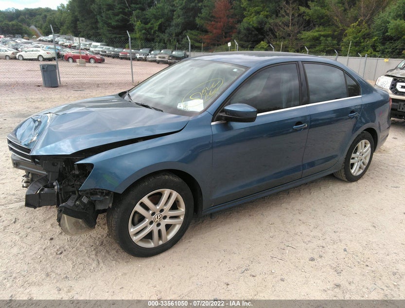 3VW2B7AJ0HM213183