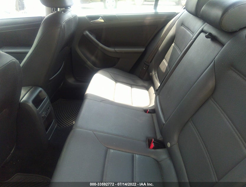3VWDX7AJ5BM387851