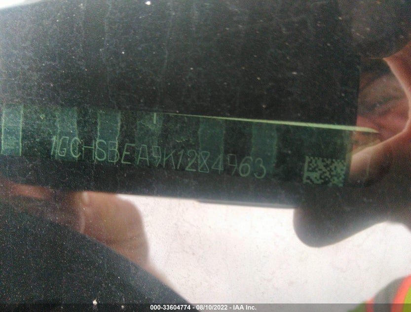 1GCHSBEA9K1284963