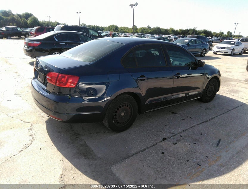3VW2K7AJ1DM233517