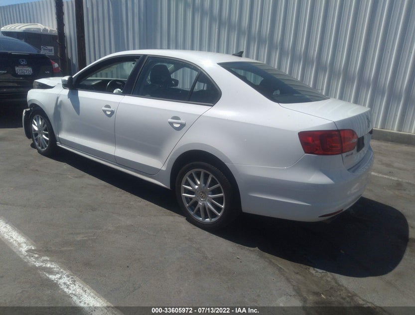 3VWDX7AJ0BM368902