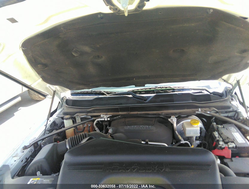 3C6UR5HJ8KG604144