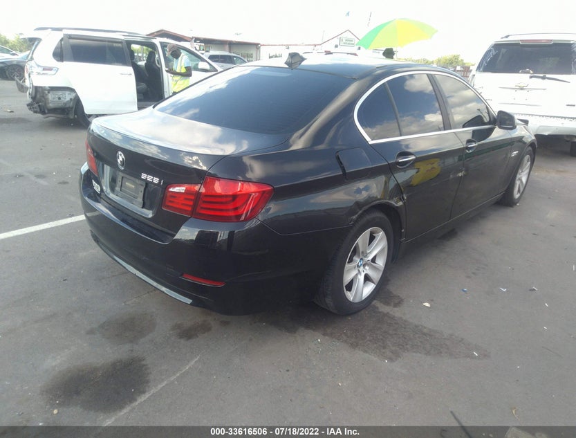 WBAFR1C53BC743523