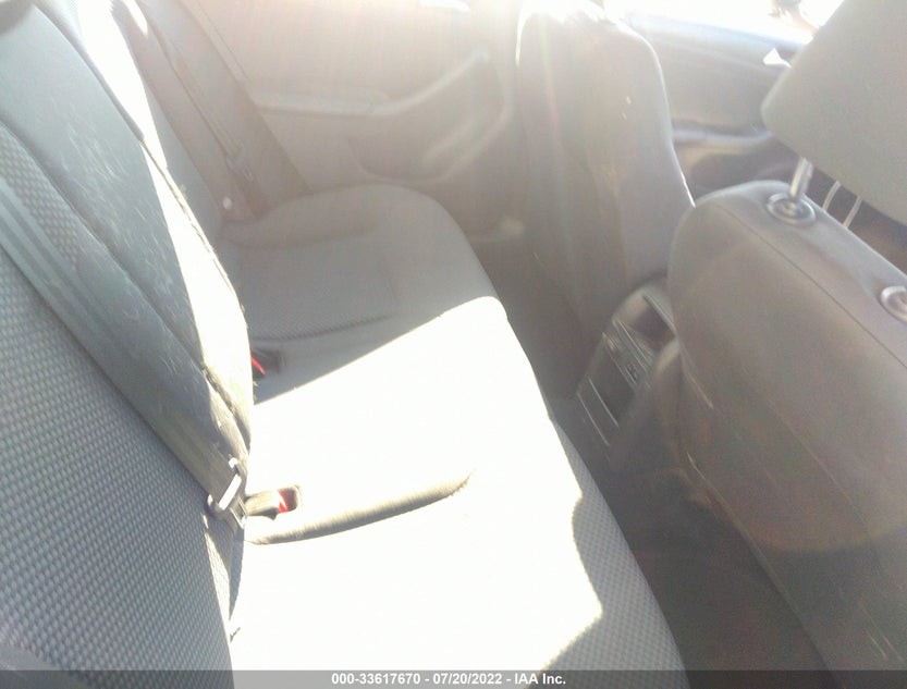 3VW1K7AJXEM380898