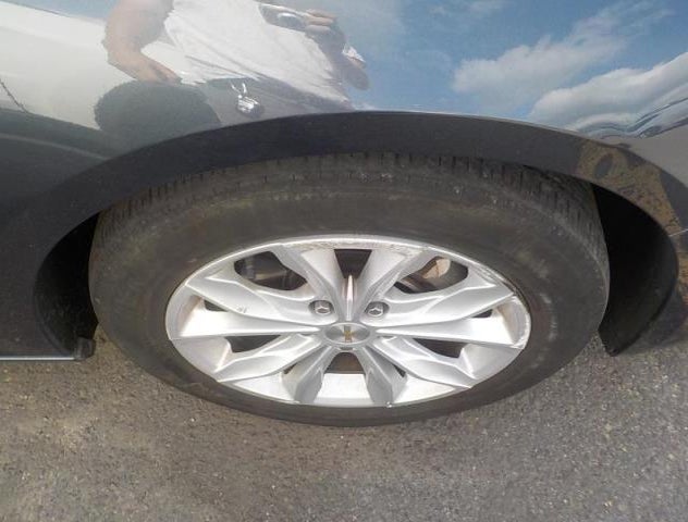 1G1ZD5ST9MF069555