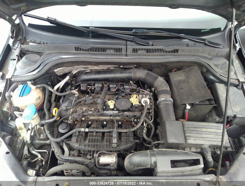 3VWD17AJ3EM325595