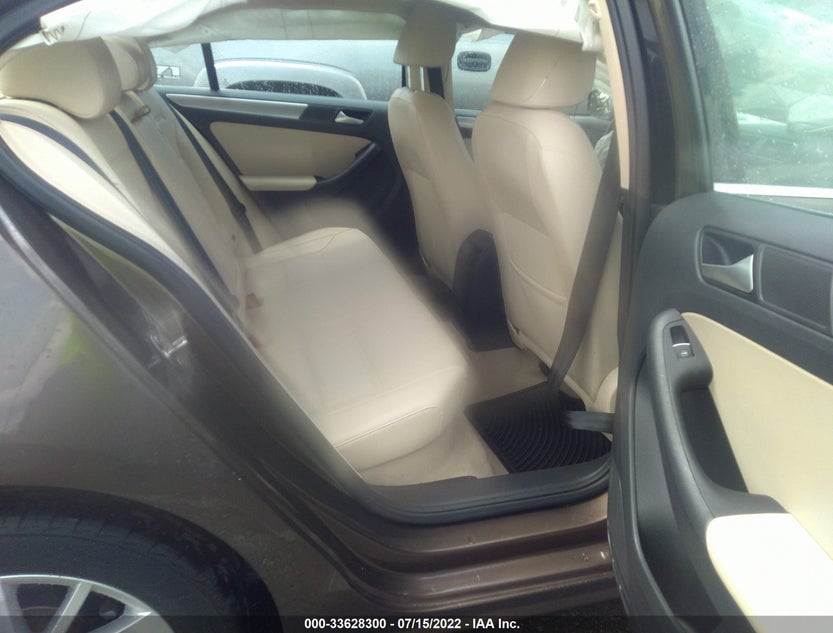 3VWD07AJ2FM220051